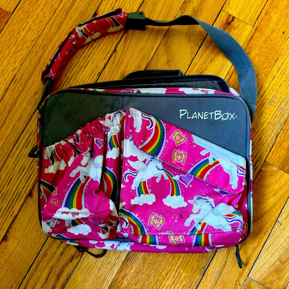 Planetbox Rover carrying case lunchbox in unicorn print—VGUC